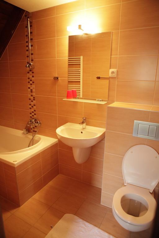 Motel M Malacky Chambre photo